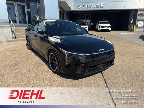 Aurora Black 2026 Kia K4 GT-Line