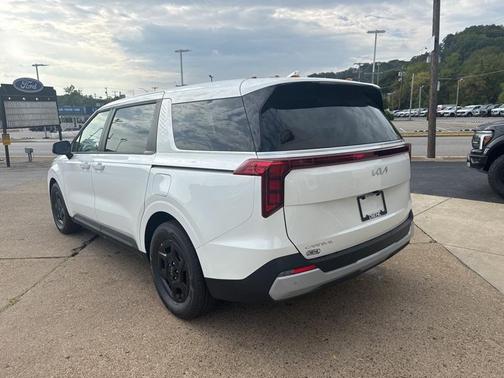 2026 Kia Carnival LX