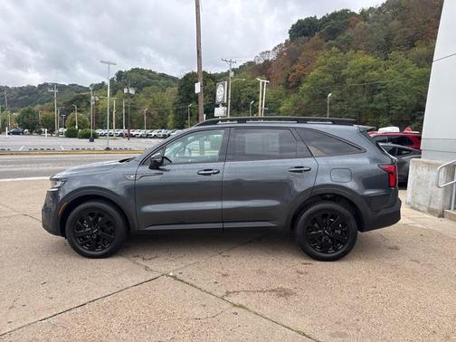 2023 Kia Sorento S