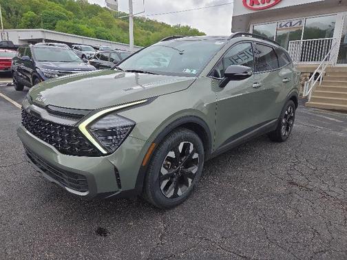Jungle Green 2024 Kia Sportage X-Line