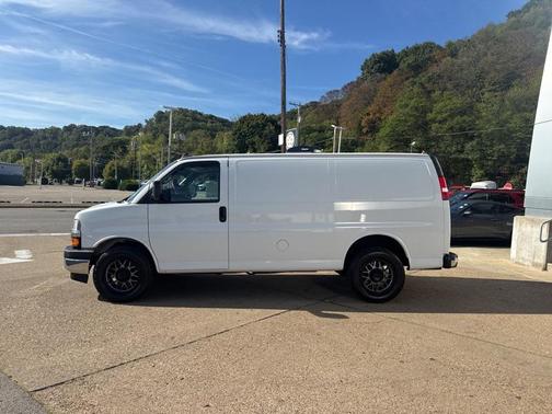 2020 Chevrolet Express 2500 RWD 2500 Regular Wheelbase WT