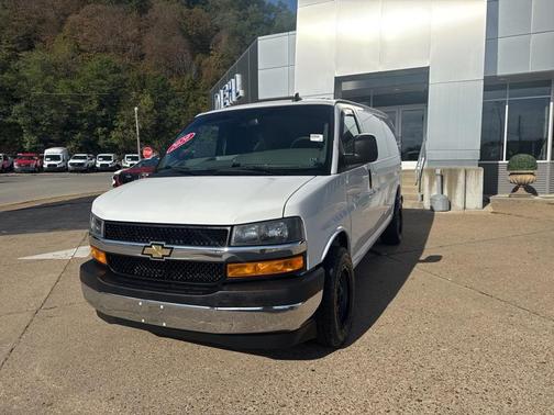 2020 Chevrolet Express 2500 RWD 2500 Regular Wheelbase WT