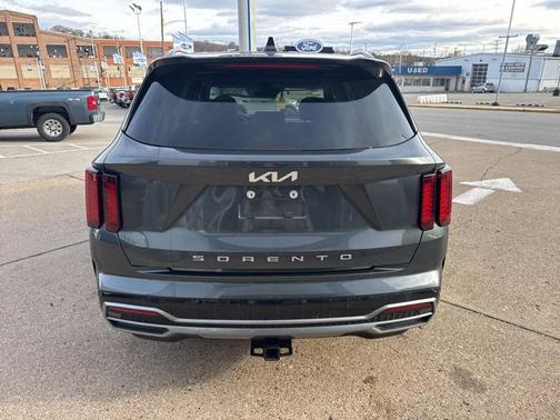 2022 Kia Sorento S