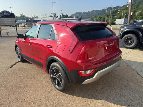 2025 Kia Niro Plug-In Hybrid EX