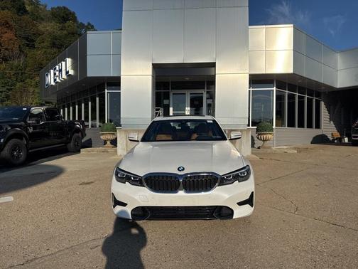 2022 BMW 330e Base