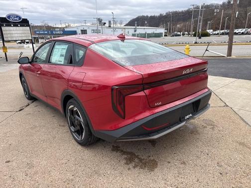 2025 Kia K4 EX