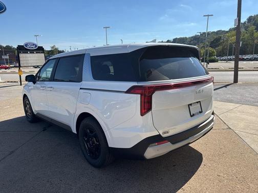 2026 Kia Carnival LX