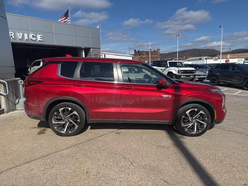 2023 Mitsubishi Outlander PHEV SE S-AWC