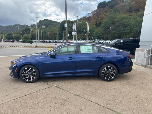 2026 Kia K5 EX