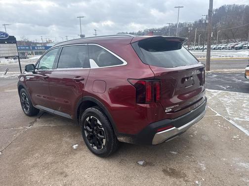 2025 Kia Sorento S