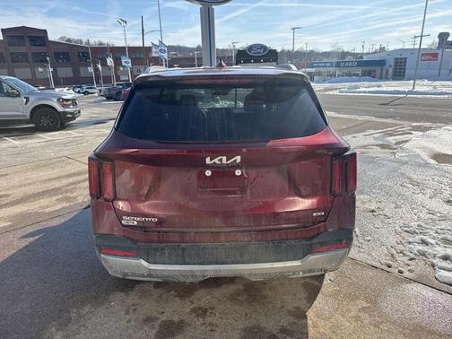 2025 Kia Sorento S