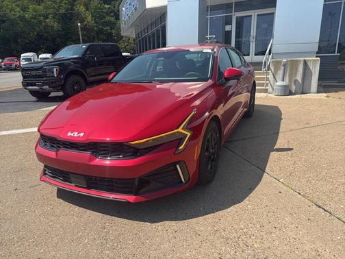 2025 Kia K5 LXS
