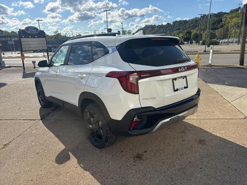 2026 Kia Seltos EX