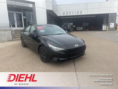 2023 Hyundai ELANTRA SEL