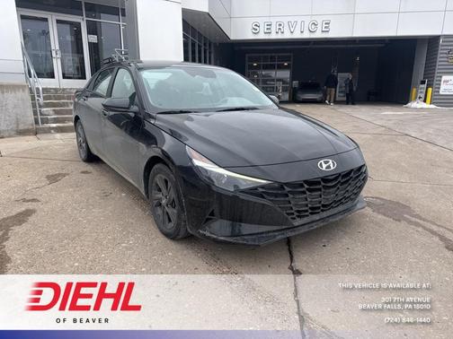 2023 Hyundai ELANTRA SEL