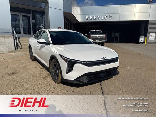 2025 Kia K4 LXS