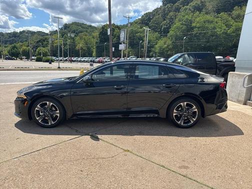 2021 Kia K5 EX