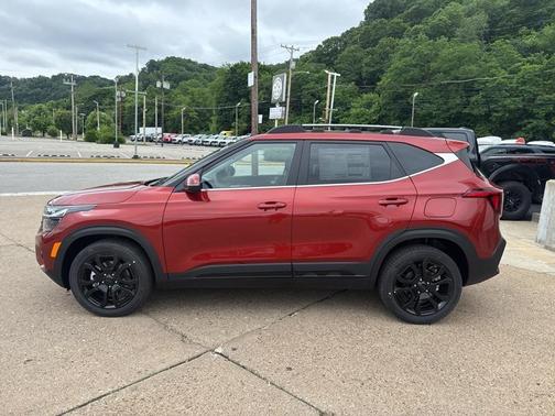 2025 Kia Seltos X-Line