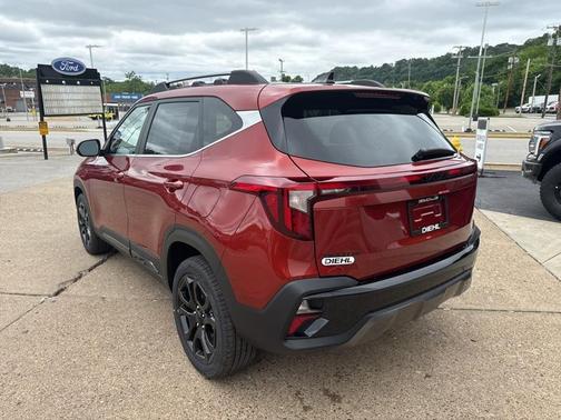 2025 Kia Seltos X-Line