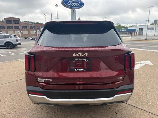 2025 Kia Sorento S