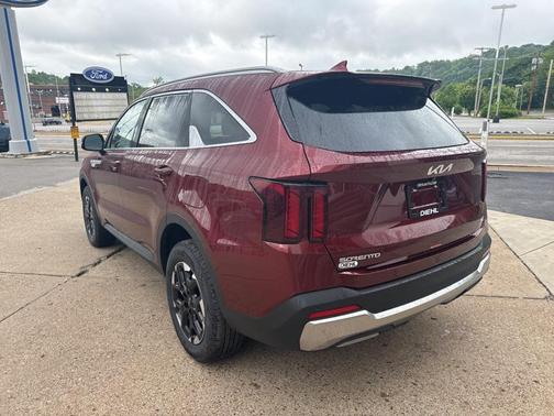 2025 Kia Sorento S