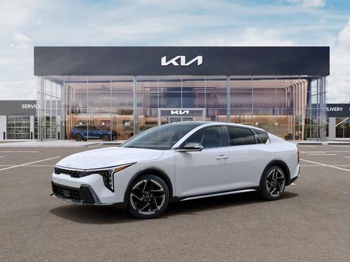 Snow White Pearl 2026 Kia K4 GT-Line