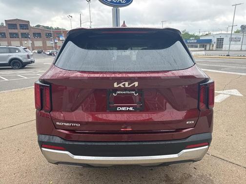 2025 Kia Sorento S