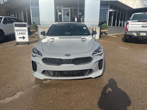 2019 Kia Stinger GT1