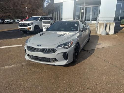 2019 Kia Stinger GT1