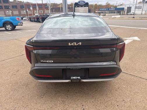 2025 Kia K4 LXS