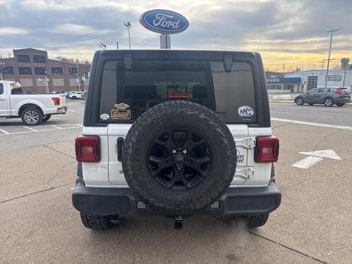 2020 Jeep Wrangler Unlimited Willys 4X4