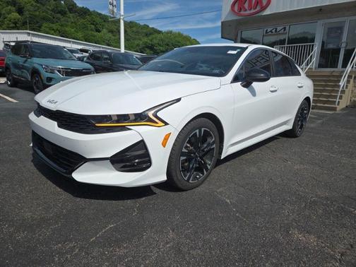 Glacial White Pearl 2023 Kia K5 GT-Line