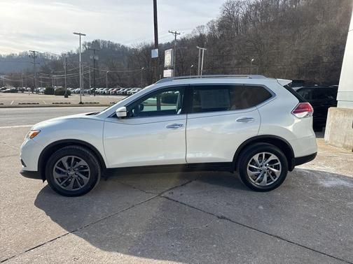 2016 Nissan Rogue SL