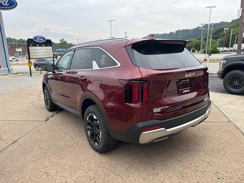 2025 Kia Sorento S