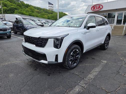 Glacial White Pearl 2026 Kia Sorento S