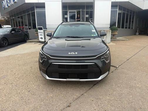 2023 Kia Niro Plug-In Hybrid EX