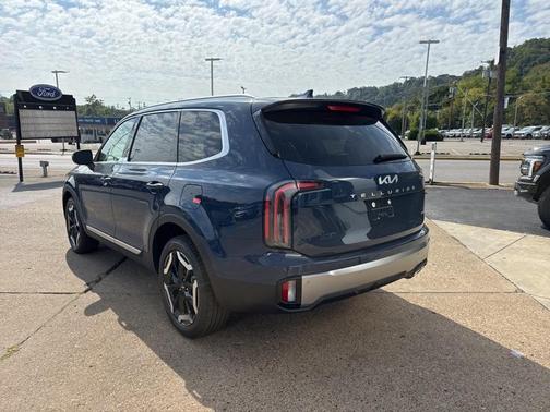 2025 Kia Telluride EX