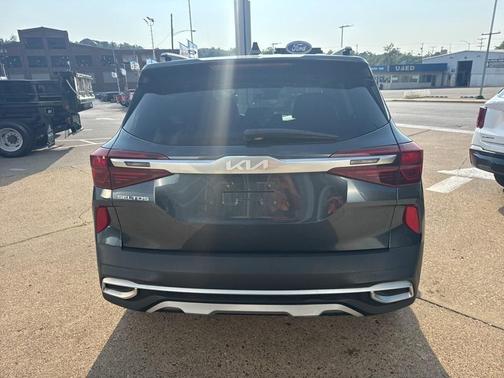 2022 Kia Seltos EX