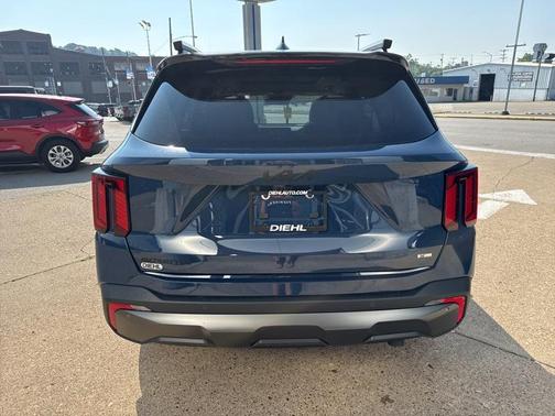2025 Kia Sorento SX