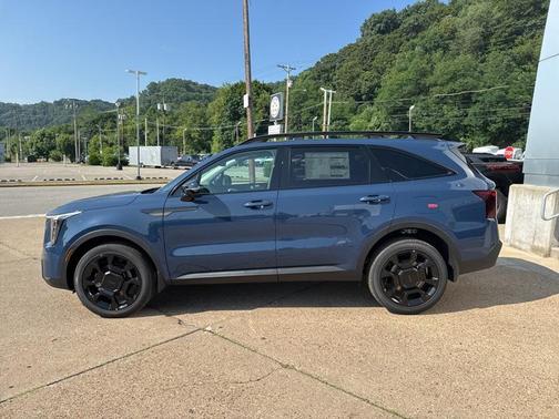 2025 Kia Sorento SX