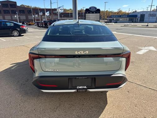 2025 Kia K4 LXS