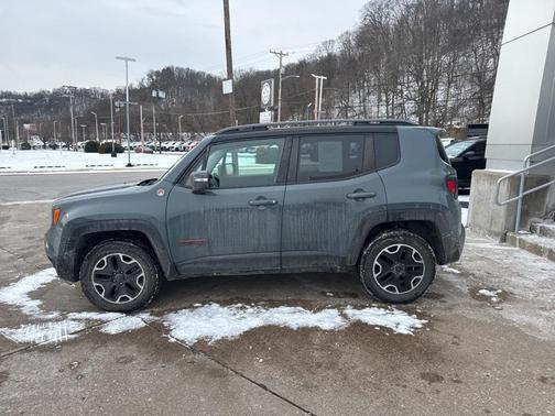 2015 Jeep Renegade Trailhawk