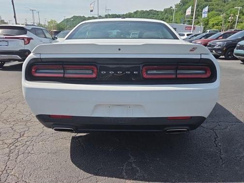 White Knuckle Clearcoat 2020 Dodge Challenger GT