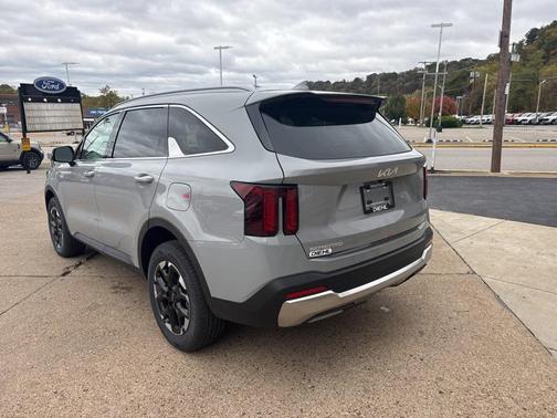2025 Kia Sorento S