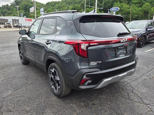 Gravity Gray 2026 Kia Seltos S