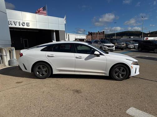 2021 Kia K5 LXS