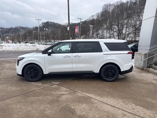 2026 Kia Carnival LXS