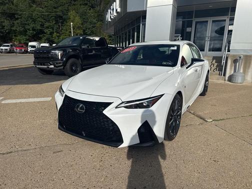 2022 Lexus IS 350 Base