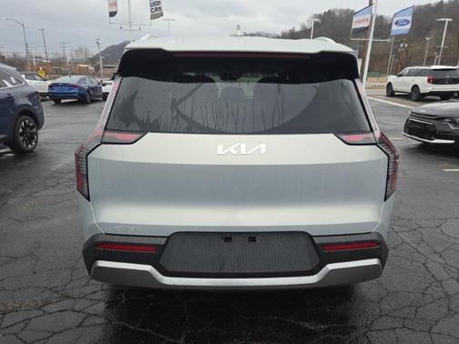 2026 Kia EV9 Wind