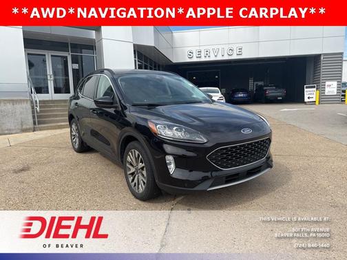 2022 Ford Escape Titanium